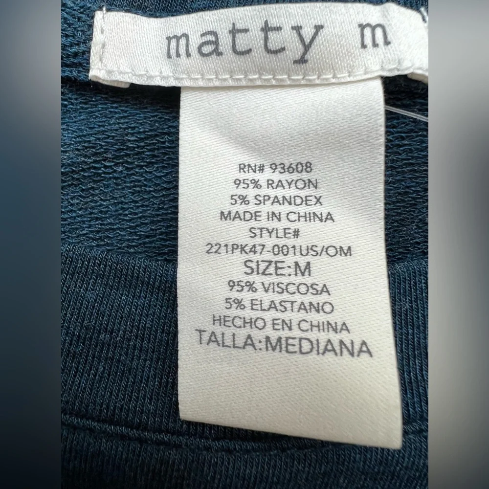 Matty m - Women top / Wide and comfortable t-shirt. - Picture 12 of 12